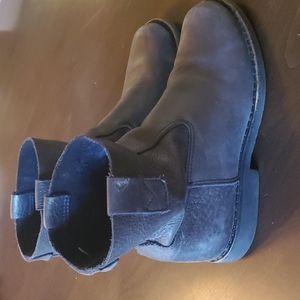 Roots Tribe Boots